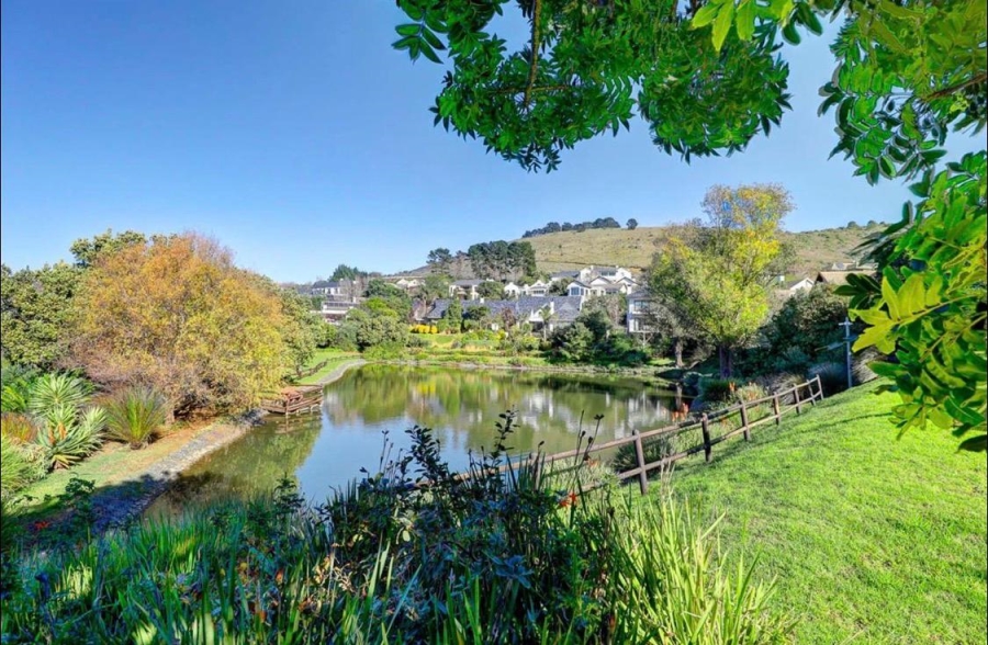 To Let 1 Bedroom Property for Rent in Kanonberg Western Cape